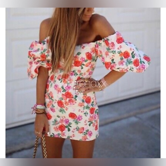 Zara Dresses & Skirts - Zara Ivory Floral Dress with Balloon Sleeves